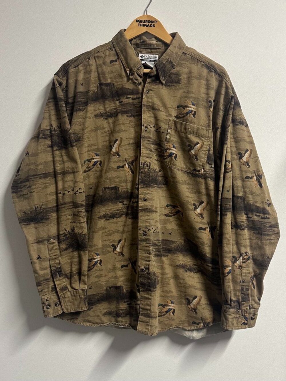 Columbia x River Lodge Hunting Long Sleeve Button Up Shirt XL Ducks Brown